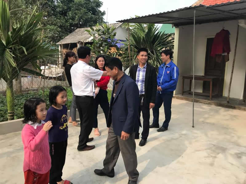 Tặng Quà cho các Gia đình gặp hoàn cảnh khó khăn đặc biệt tại Xã Thanh Lương, huyện Thanh Chương
